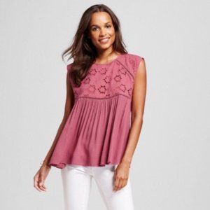 Beautiful Eyelet flowy top